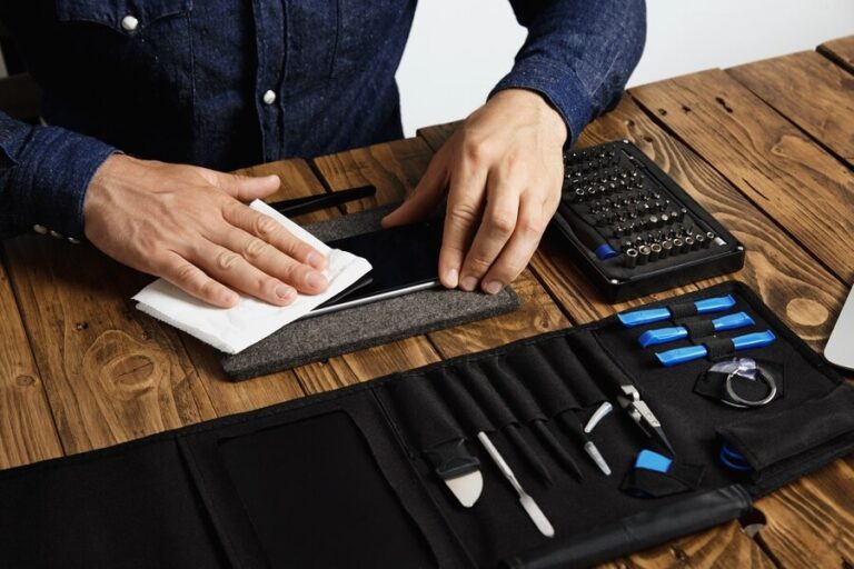 Smartphone Troubleshooting and Repair
